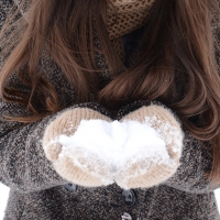 winter_snow_hair_brown_495426